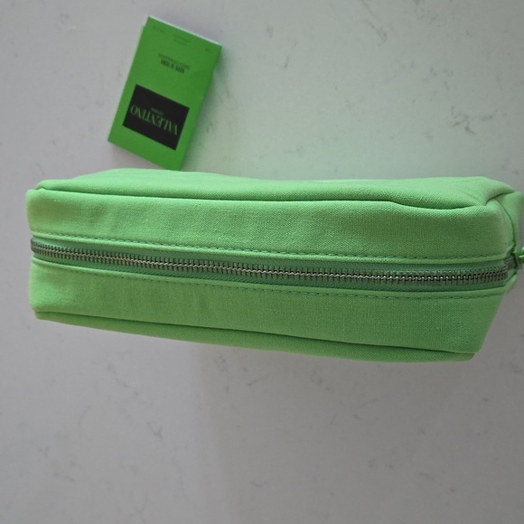 New never used Valentino pouch clutch  9x6 in vibrant spring color VLogo - Picture 3 of 9